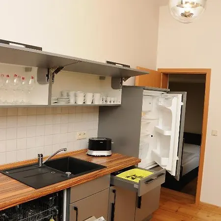 Am Brunnen Апартаменты *