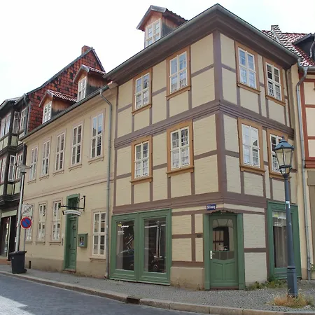 Am Brunnen Apartment