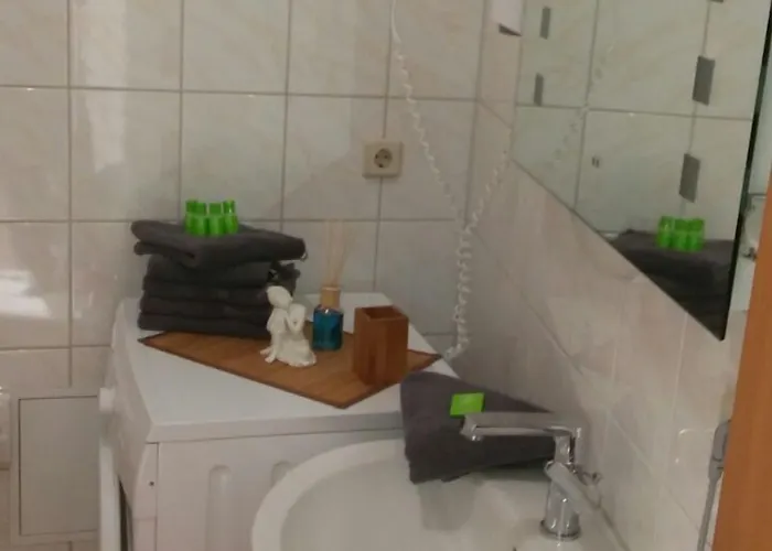 Am Brunnen Апартаменты *